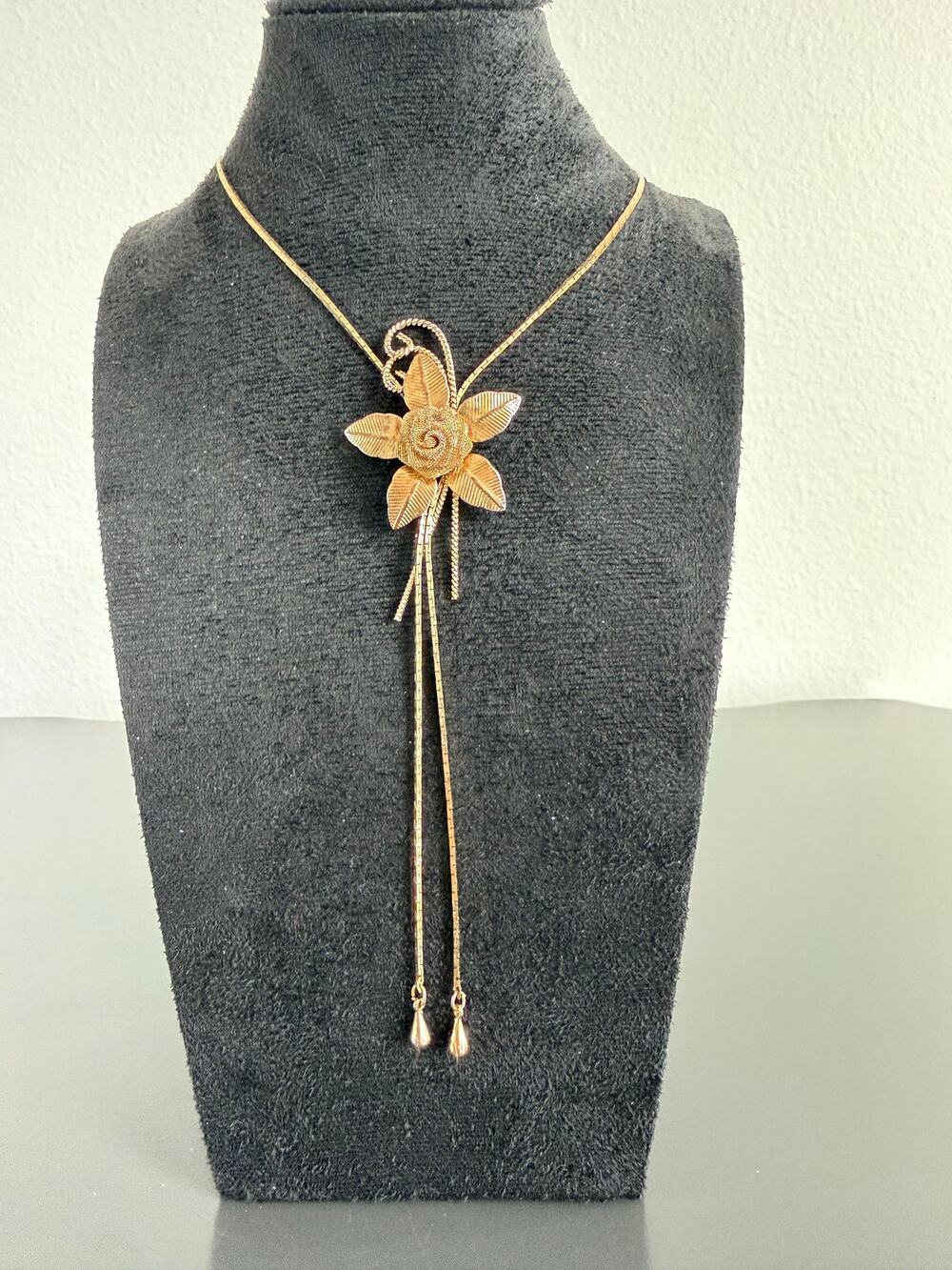 Vintage Necklace Slider Gold Tone Mesh Flower Rose Pendant Lariat Adjustable